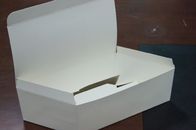 Подгонянные коробки картона конструкции сложенные Cuboid упаковывая для легкой закускы