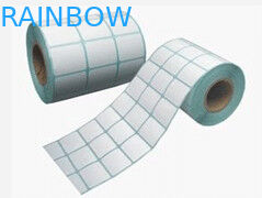 Стикер белой бумаги прямоугольника слипчивый обозначает Unprinted в крене