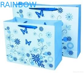 Печатать плоскую хозяйственную сумку девушки бумажных мешков ручки подгонянную Kraft симпатичную с сердцем