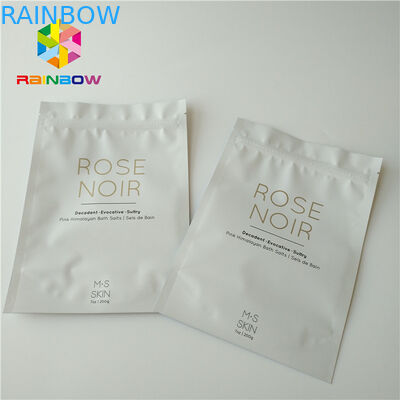 Белые пластиковые стоят вверх тело Скруб косметическая упаковывая сумка для соли моря купая заботу кожи