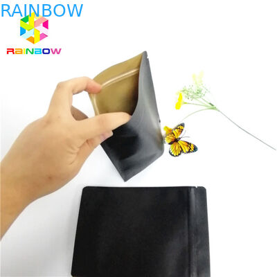 Черный бумажный мешок Крафт упаковывая изготовленный на заказ логотип стоит вверх замок застежка-молнии мешка Ресиклабле