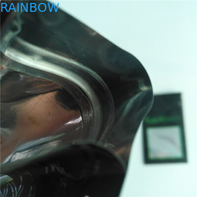 мешок сумки медицинской конопли Kush сумок засорителей 1g упаковывая УЛЬТРАФИОЛЕТОВЫЙ печатая черный с ясными окном и молнией