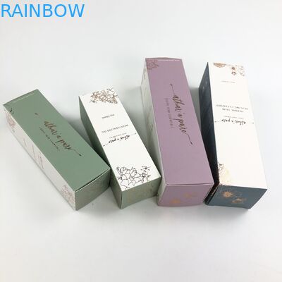 Изготовленный на заказ лоснистый УЛЬТРАФИОЛЕТОВЫЙ фильм Matt с картоном толщины 400g белым для косметической упаковки коробки бумаги масла Argan образца