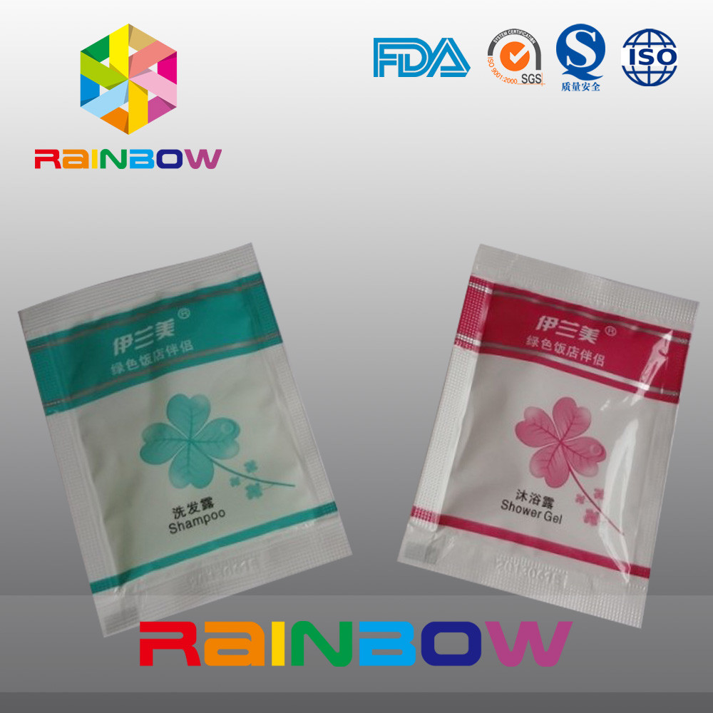 Уплотнение сжатия пластичного устранимого шампуня упаковывая кладет в мешки с зазубриной разрыва