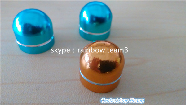 Многоразовый маленький пластиковый контейнер для сексуальных таблеток / бутылка в форме капсулы с металлической круглой крышкой