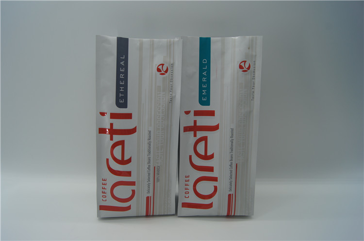 Кустомзид встает на сторону сумки кофе гуссет упаковывая для земного кофе с клапаном