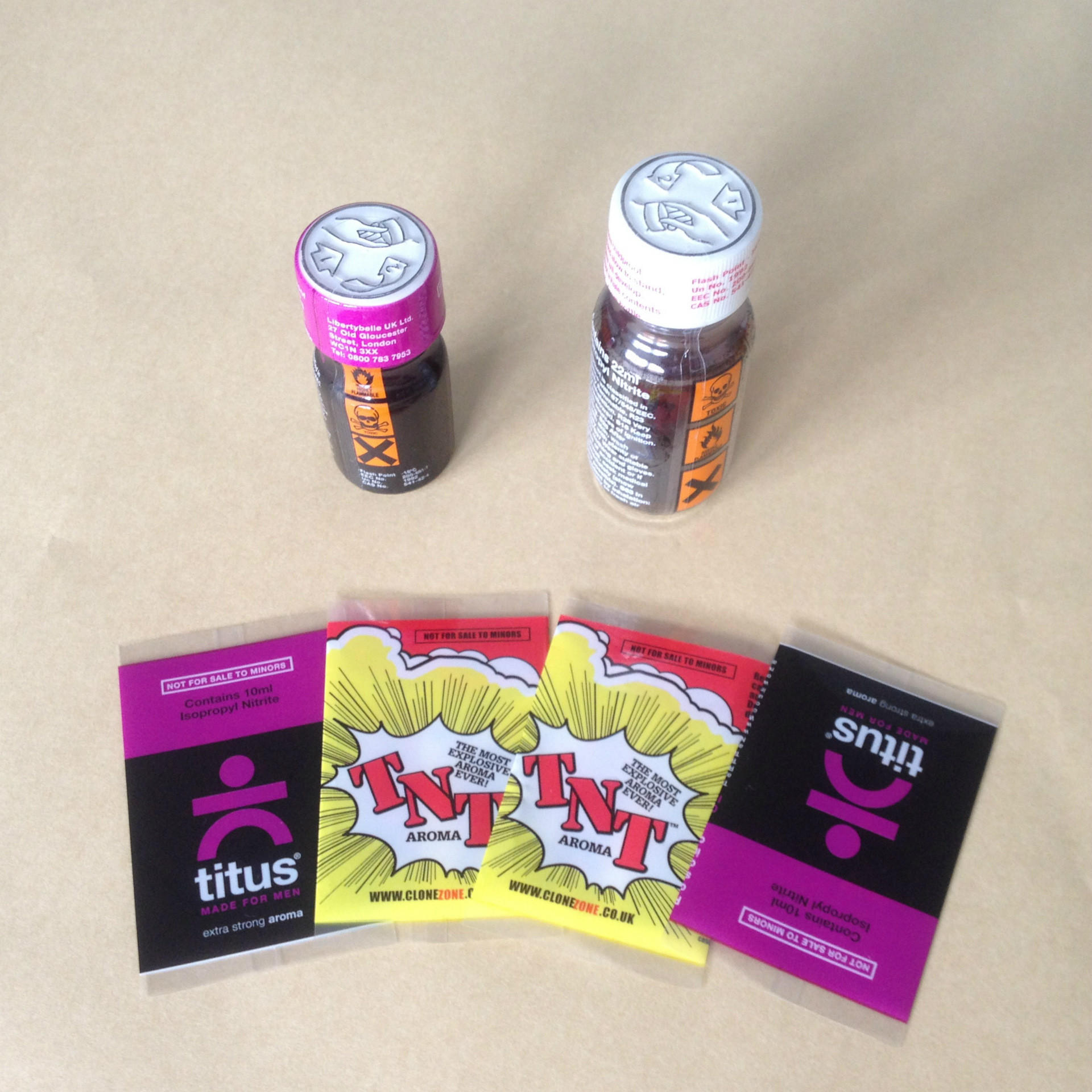 Выполненные на заказ ярлыки рукава сокращения пвк для стикеров бутылки упаковывая