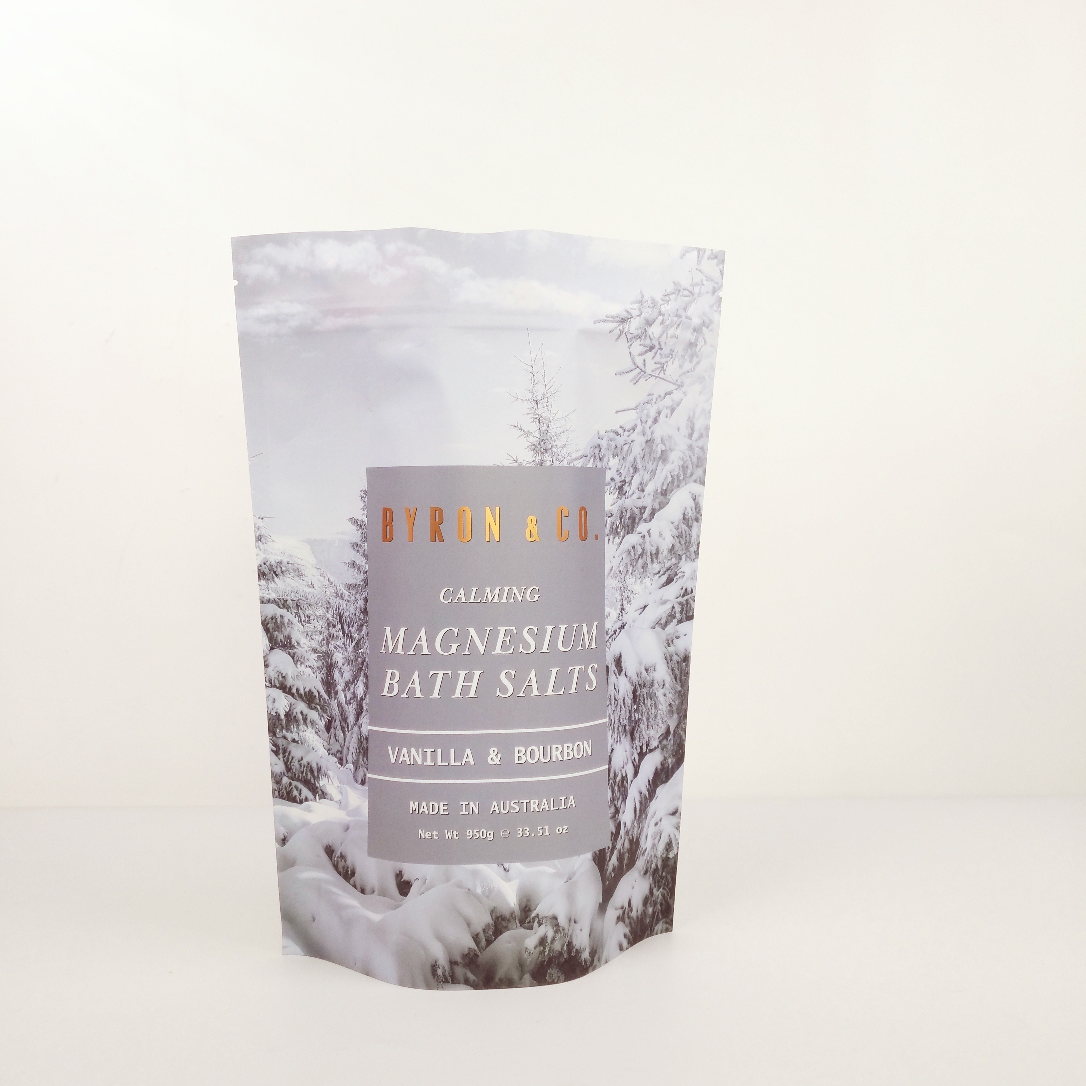 Экологически чистые продукты для домашних животных в цветах CMYK