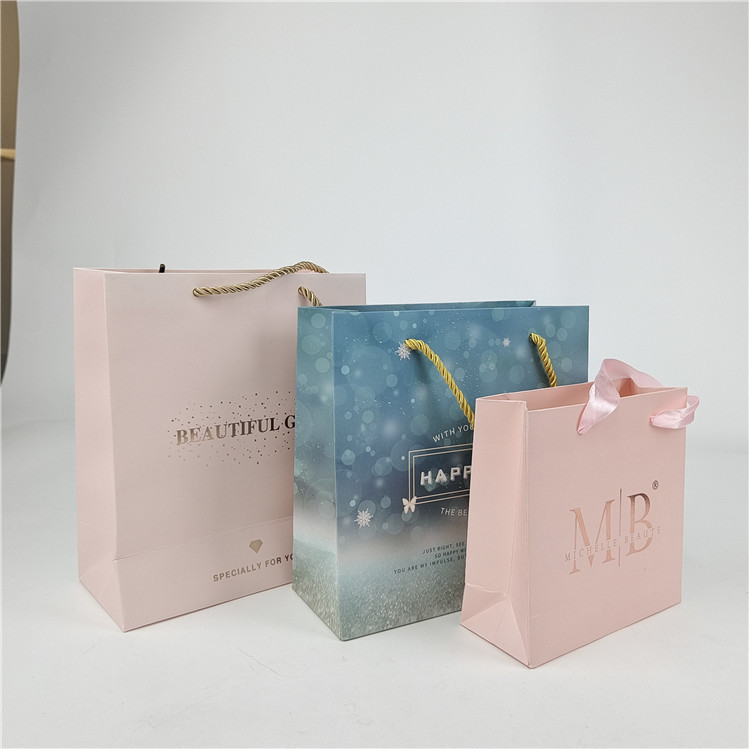 Новейший Приемленный до 10 цветов Доступен на заказ Цифровая печать Логотип Печатный бумажный пакет для покупок