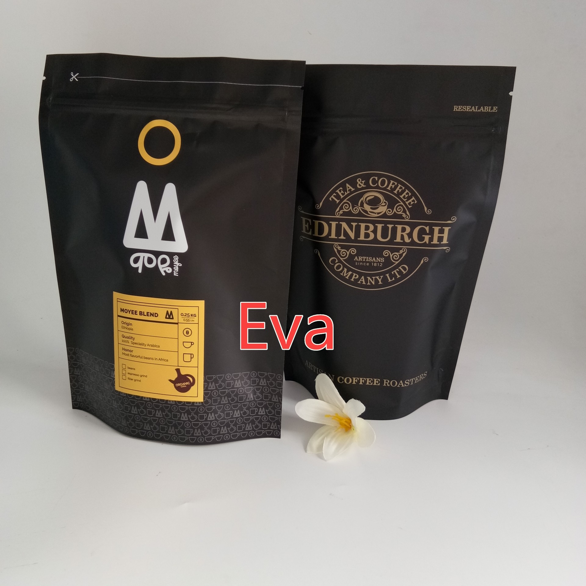 Пакетики чая одобренные УПРАВЛЕНИЕМ ПО САНИТАРНОМУ НАДЗОРУ ЗА КАЧЕСТВОМ ПИЩЕВЫХ ПРОДУКТОВ И МЕДИКАМЕНТОВ упаковка, ясная стоят вверх сумки с краном Споут