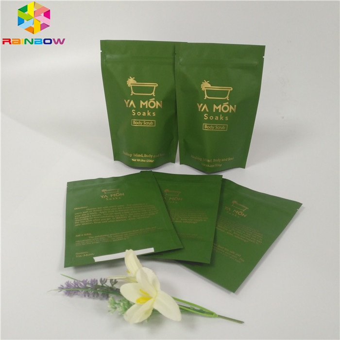 Верхняя часть молнии мешка фольги солей упаковывая стоит вверх Зиплок алюминиевая фольга сумки соли для принятия ванны