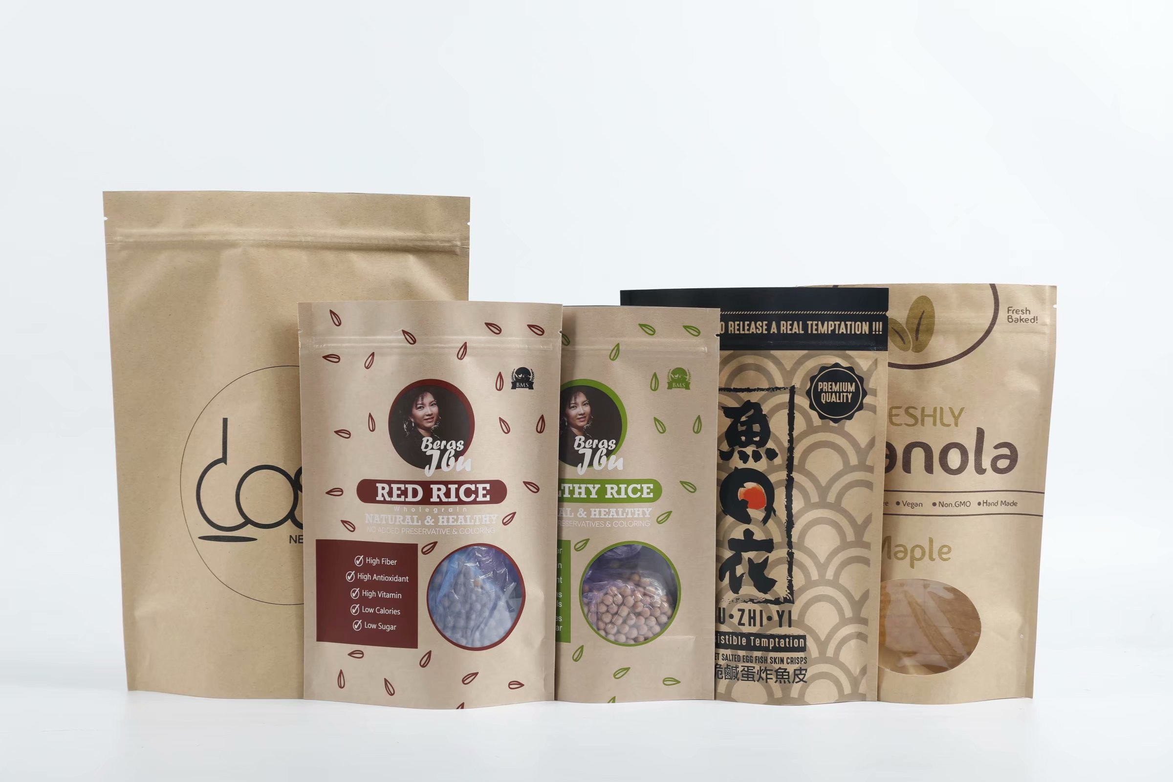 Влагостойкие печенья стоят вверх мешок бумаги Крафт