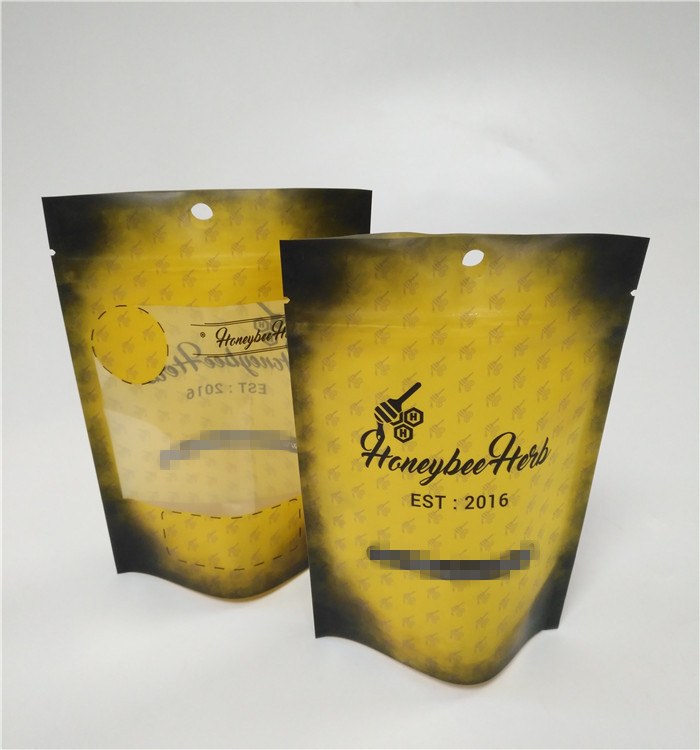 Напечатанное таможней штейновое черное доказательство запаха прокатало сумки doypack tooba засорителя замка застежка-молнии mylar