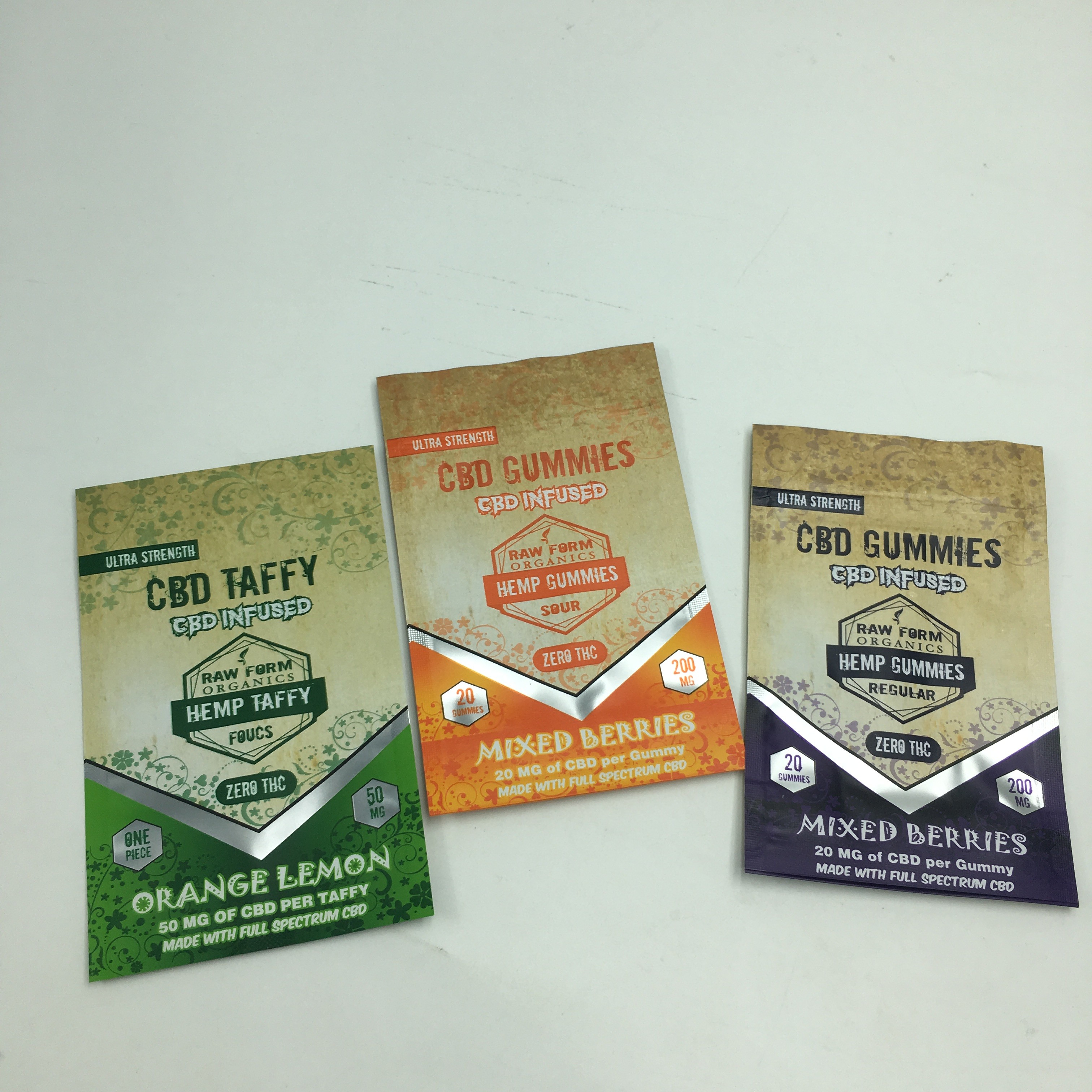 Изготовленные на заказ напечатанные 1g 3.5g повторно используют сумку засорителя стойки вверх съестную 3.5g mylar медведя CBD молнии доказательства запаха камедеобразную небольшую