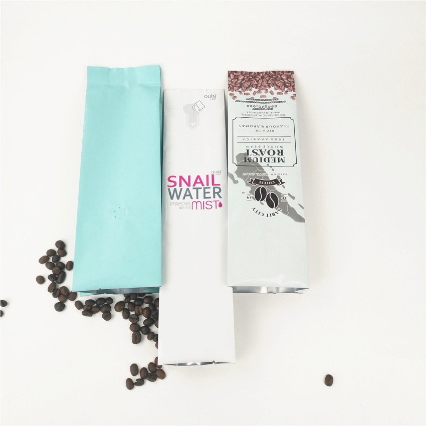 130mic CMYK напечатало Ziplock сумку VMPET 10C MOPP Pantone с собственным логотипом